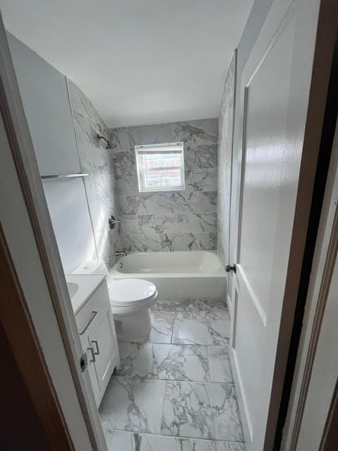 Essex Townhome: 421 Torner Road
