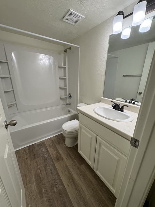 Provo Apartment: 95 S 600 E