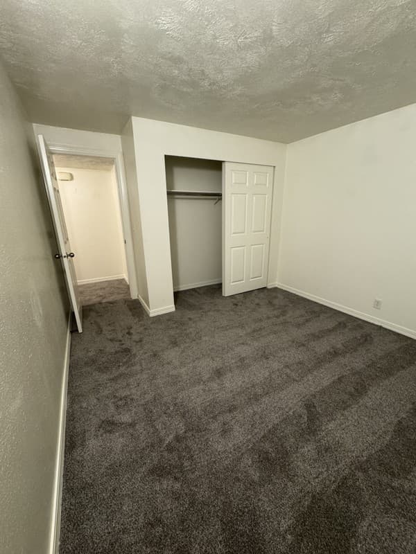 Provo Apartment: 95 S 600 E