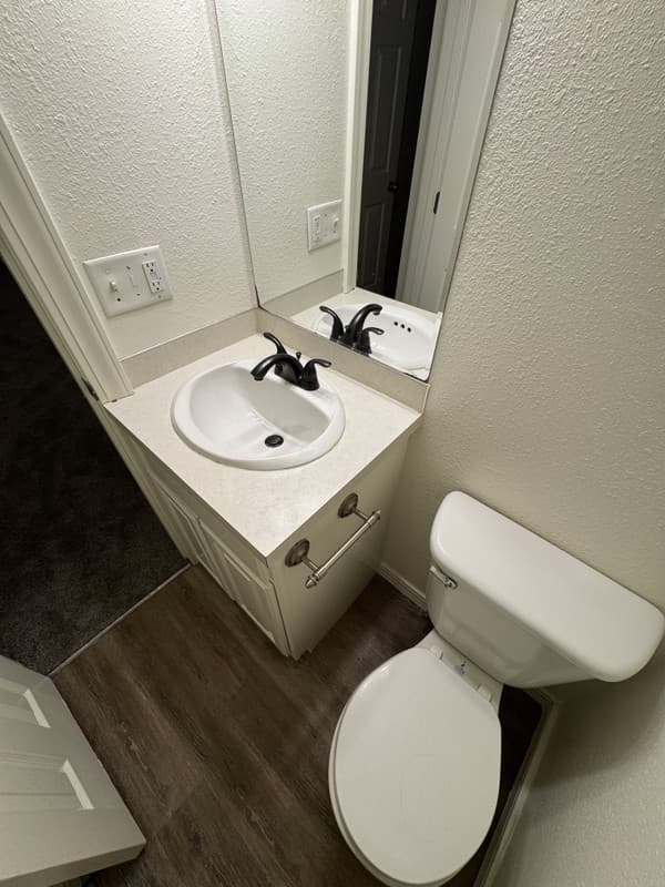 Provo Apartment: 95 S 600 E