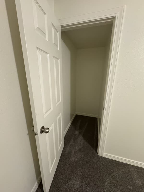 Provo Apartment: 95 S 600 E