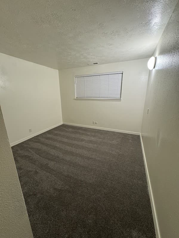 Provo Apartment: 95 S 600 E