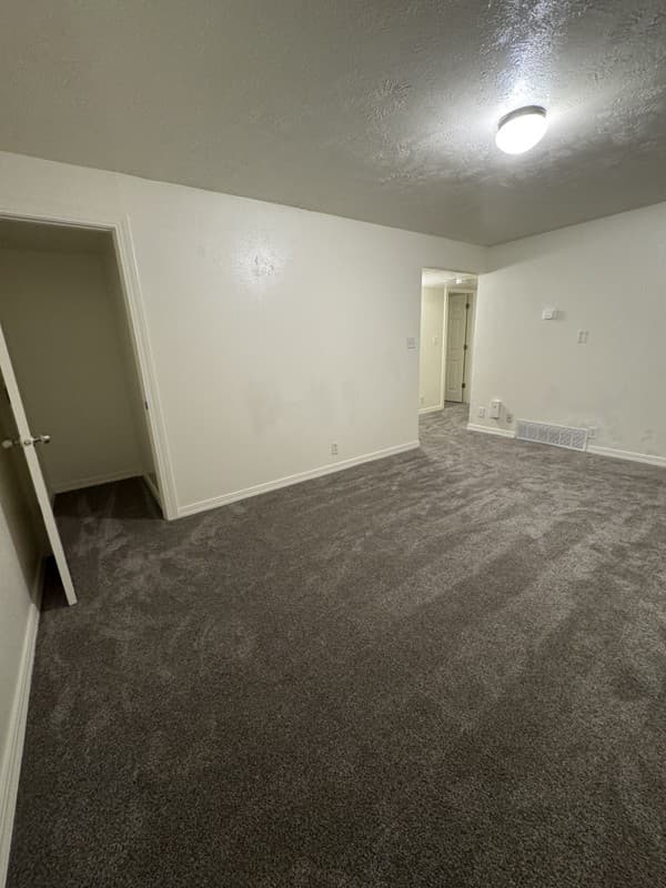 Provo Apartment: 95 S 600 E