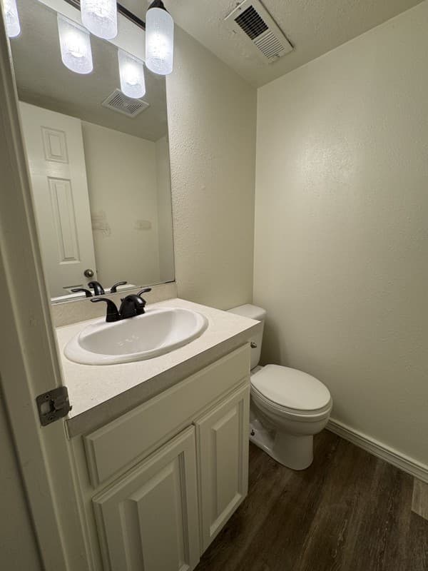 Provo Apartment: 95 S 600 E