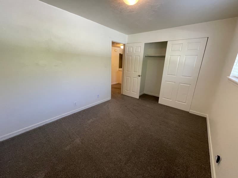 Provo Apartment: 99 S 600 E