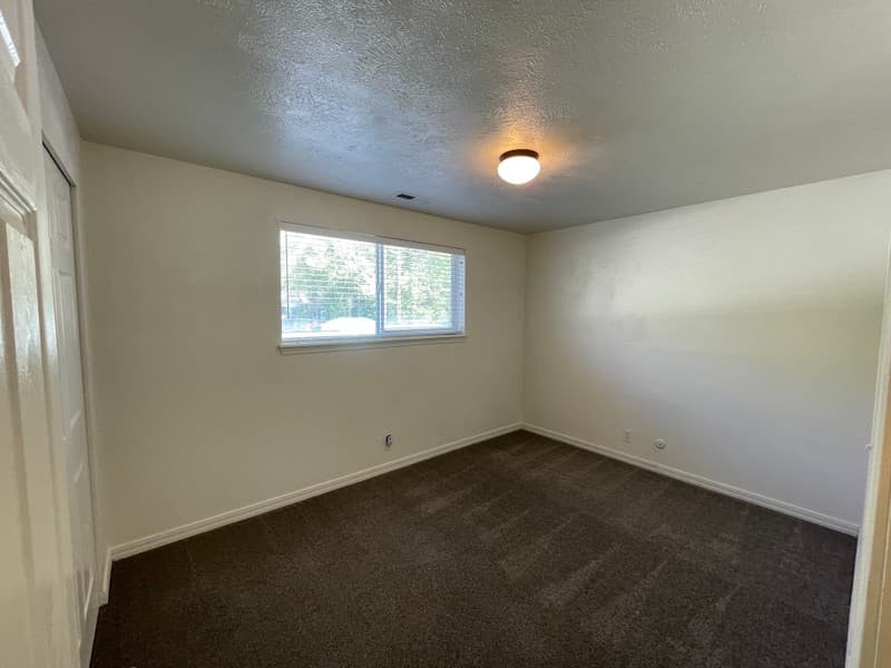 Provo Apartment: 99 S 600 E