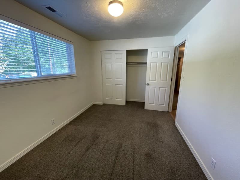 Provo Apartment: 99 S 600 E