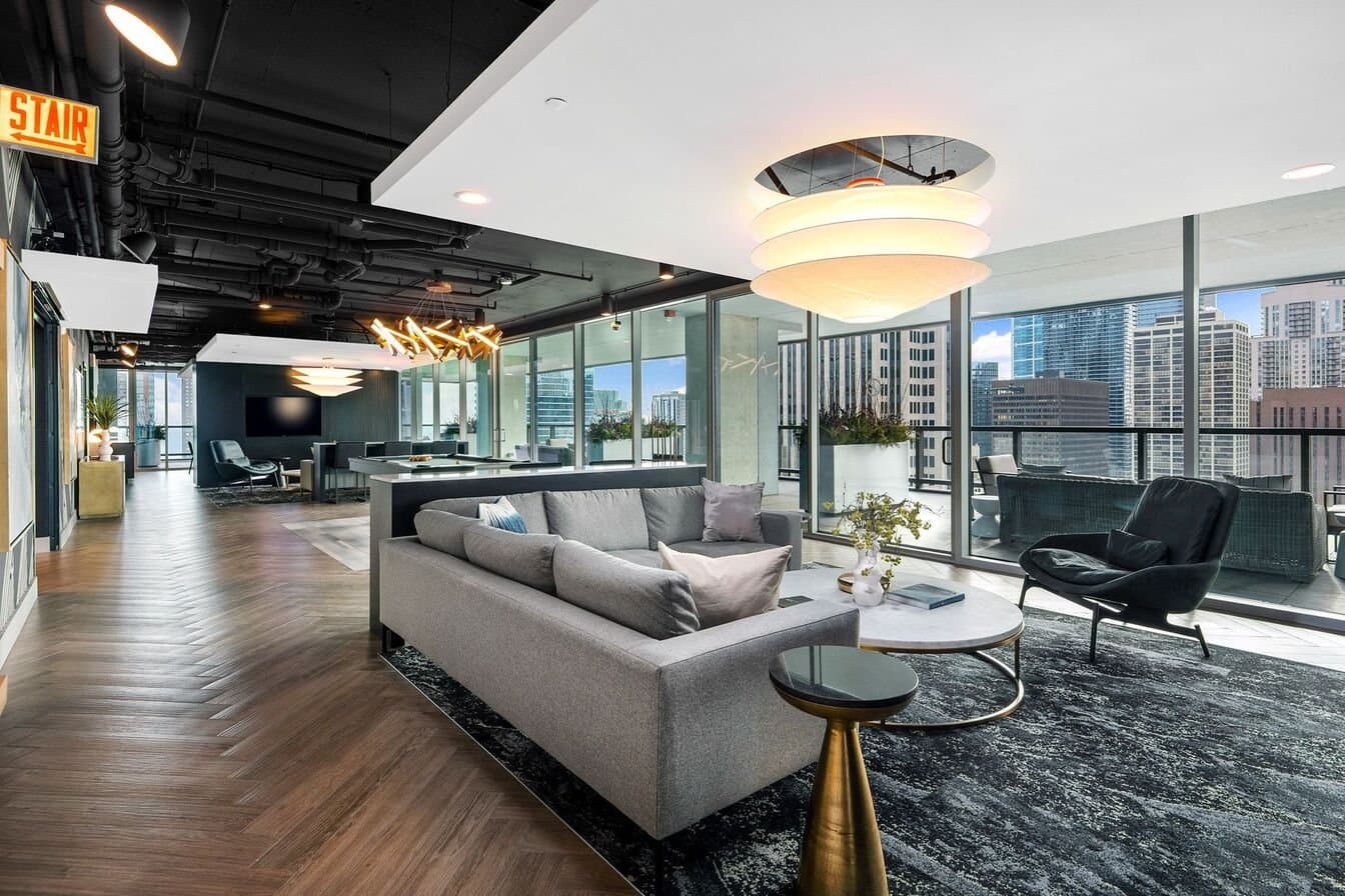 Chicago Condo: 510 N St Clair St