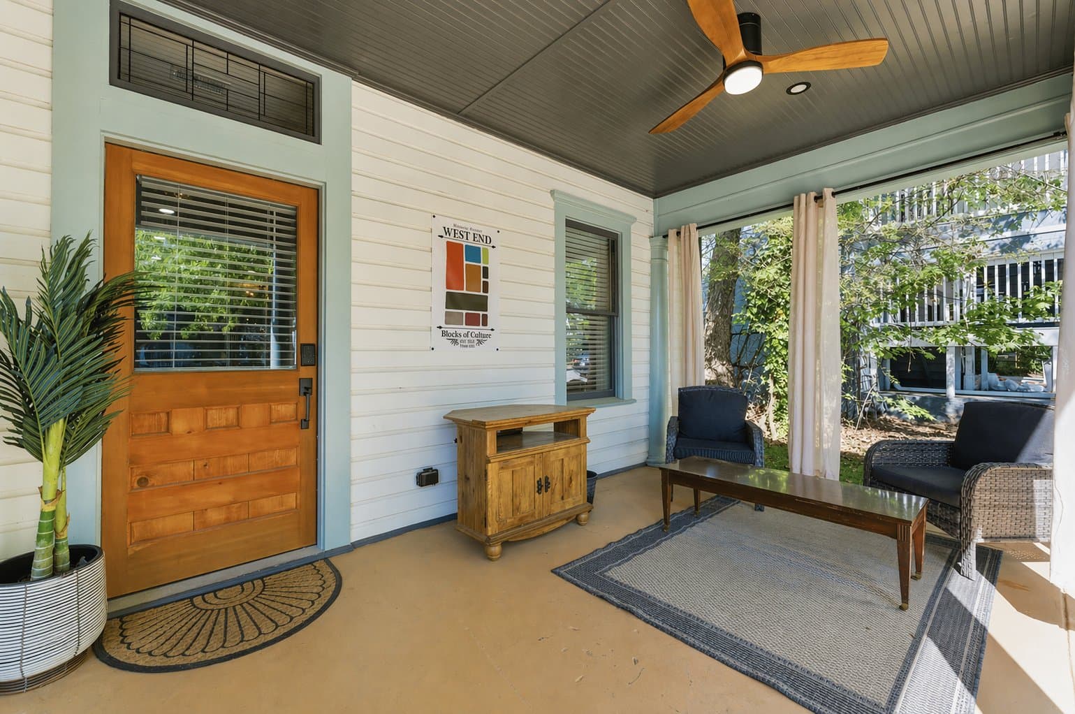 Atlanta House: 907 Beecher St SW