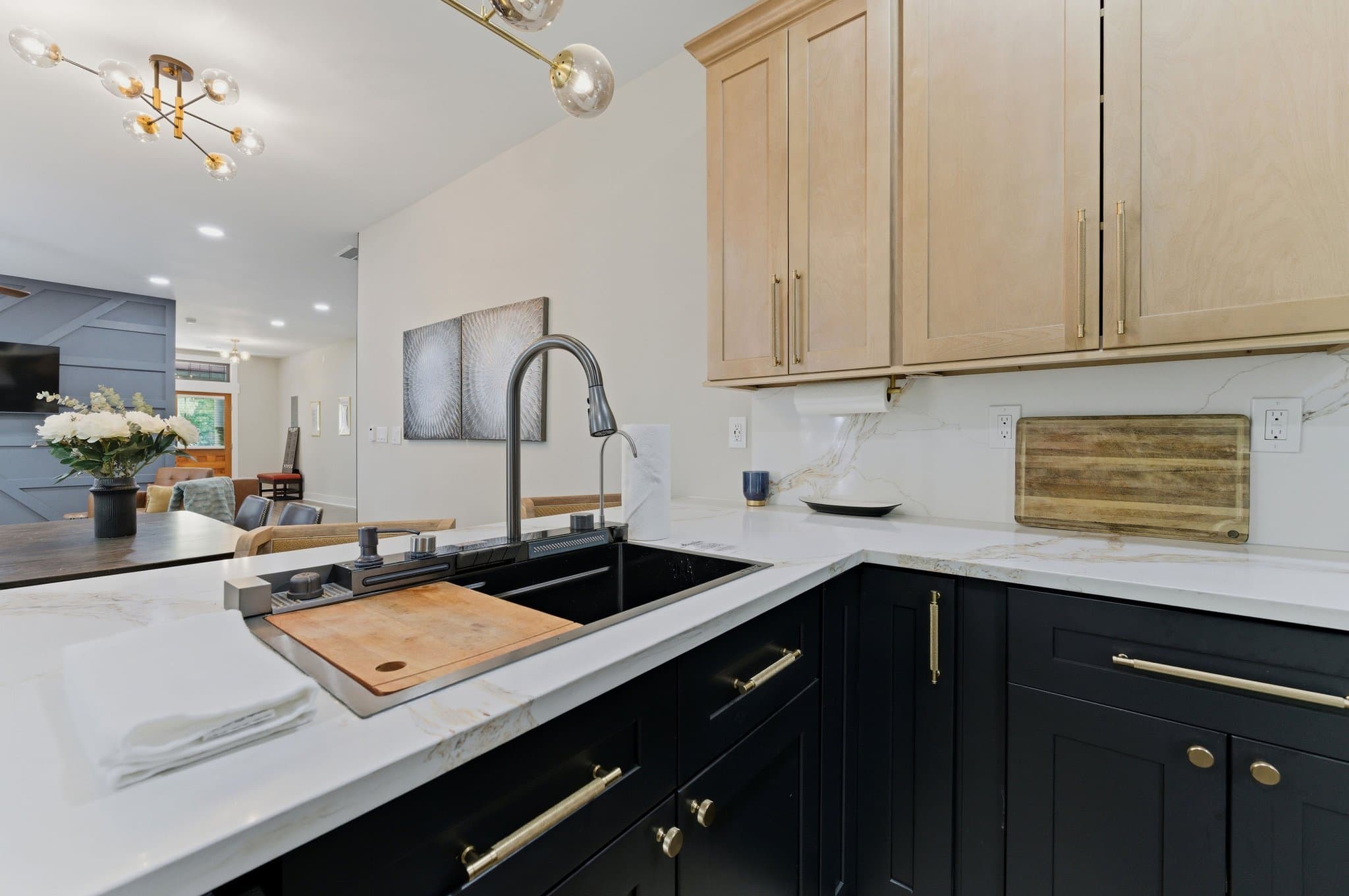 Atlanta House: 907 Beecher St SW