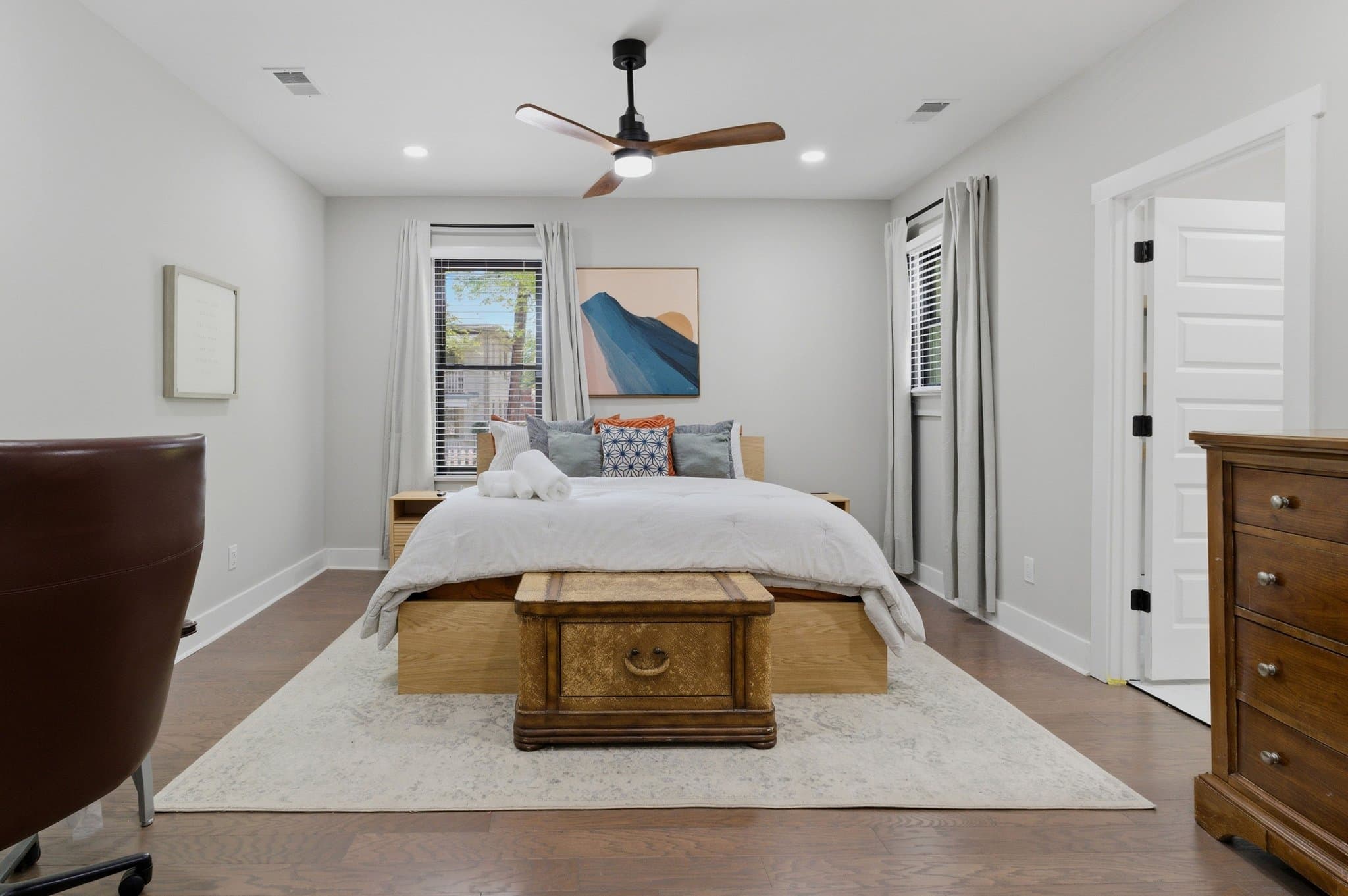Atlanta House: 907 Beecher St SW