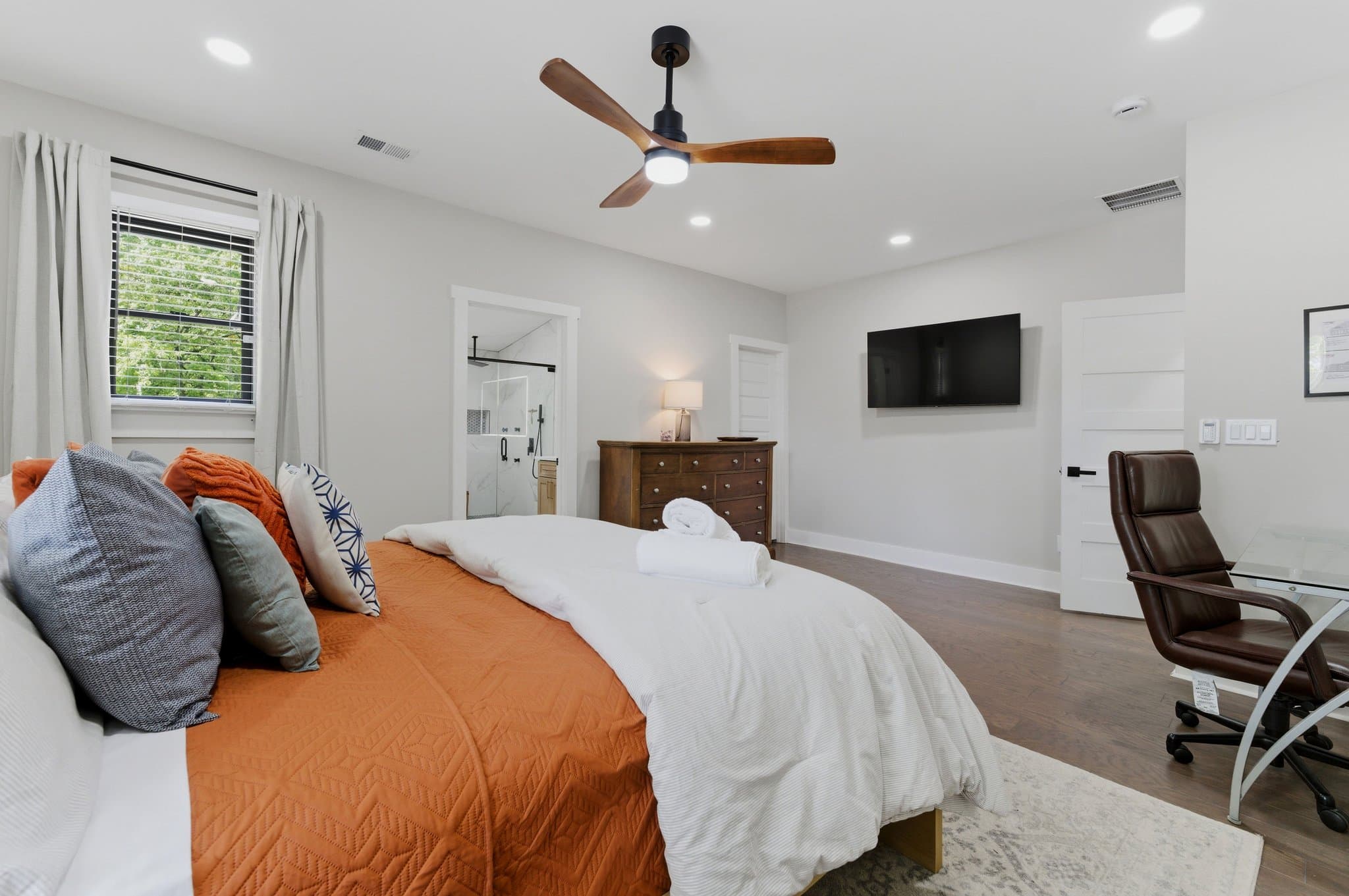 Atlanta House: 907 Beecher St SW