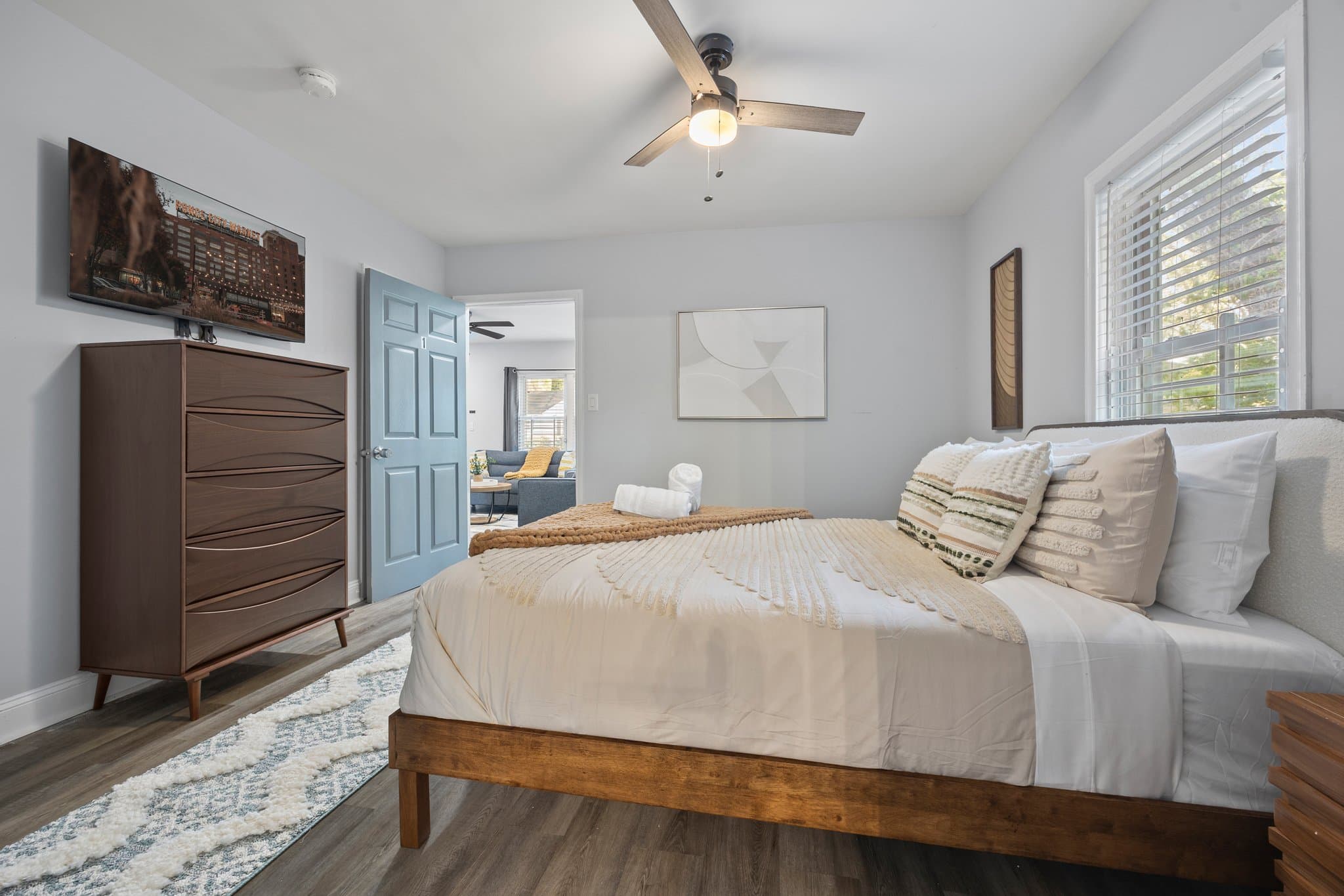 Atlanta House: 547 Erin Ave SW