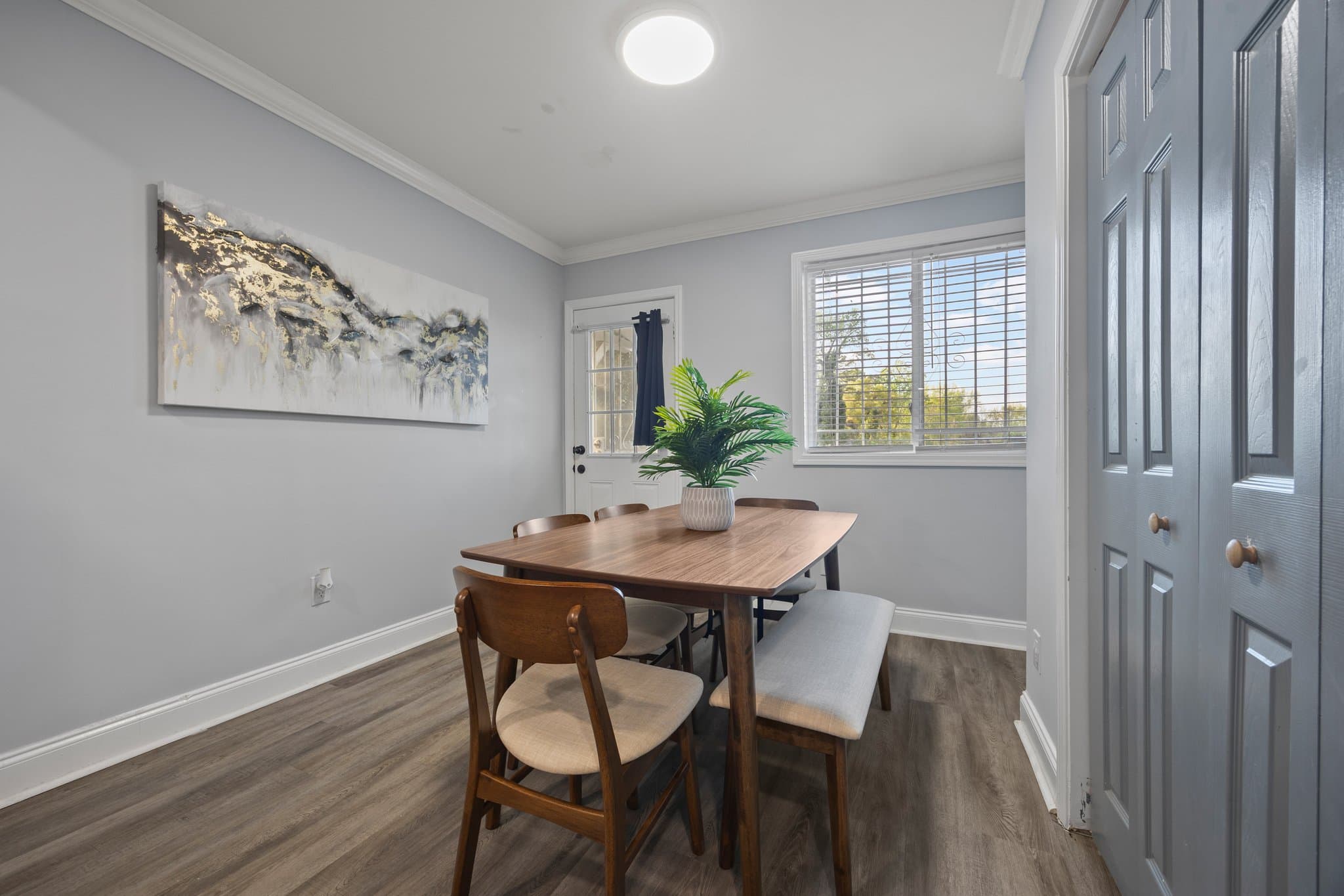Atlanta House: 547 Erin Ave SW