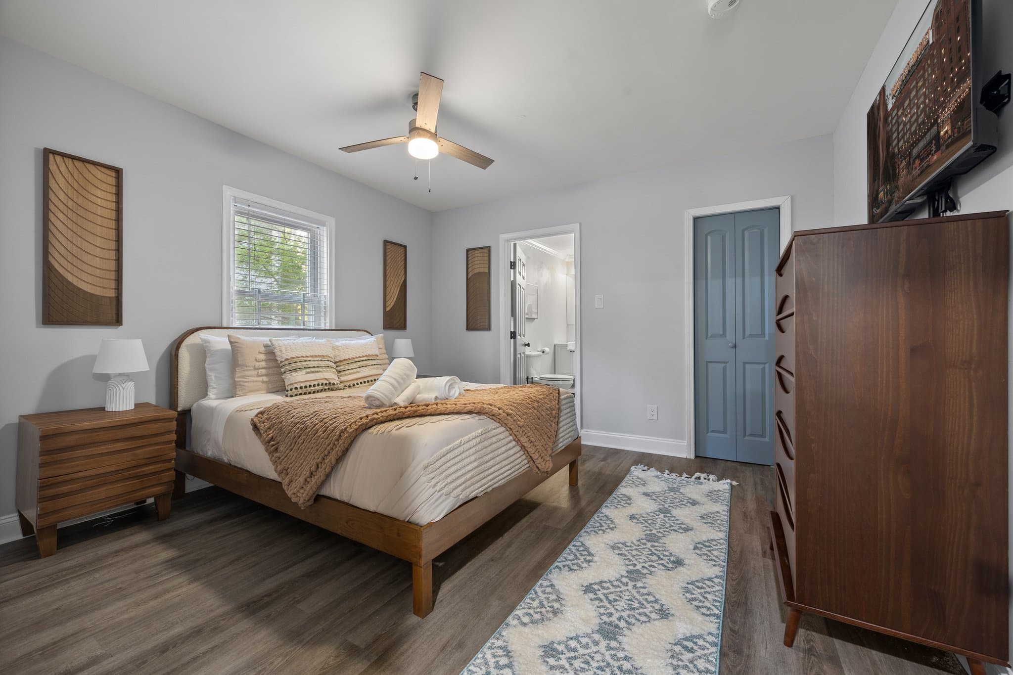 Atlanta House: 547 Erin Ave SW