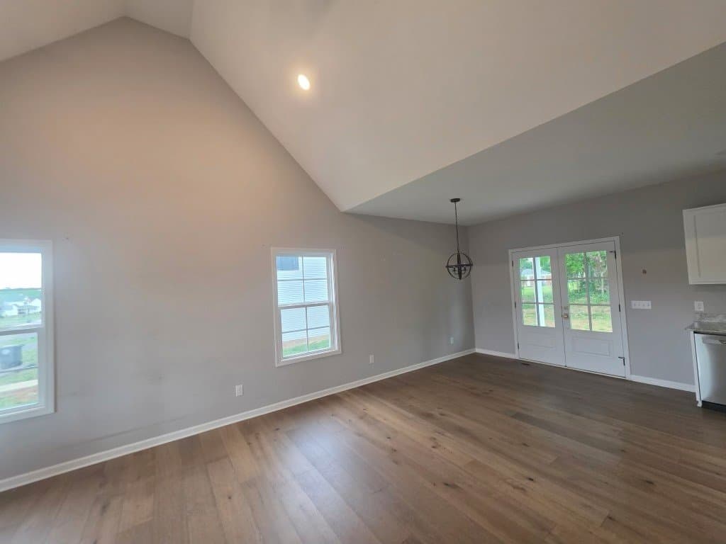 Lafayette House: 202 Cherokee Drive