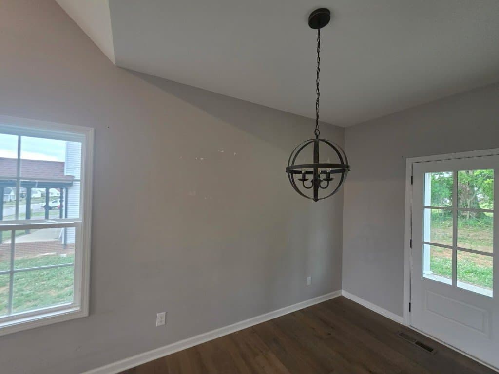 Lafayette House: 202 Cherokee Drive