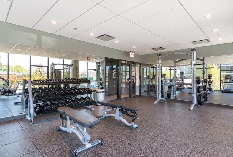 Chicago House: 2730 W Belden Ave