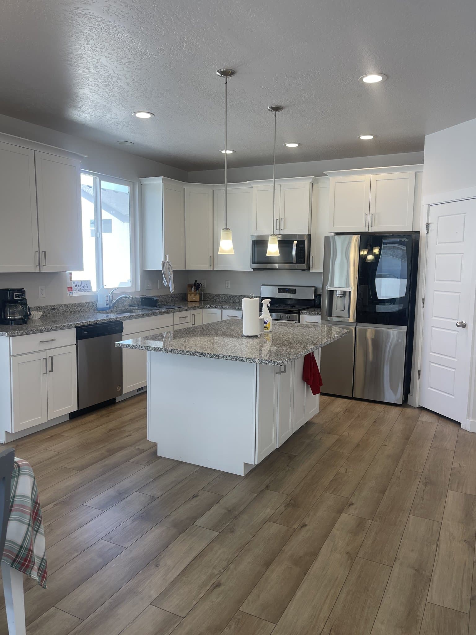 Tooele Single Room: 837 N Marble rd
