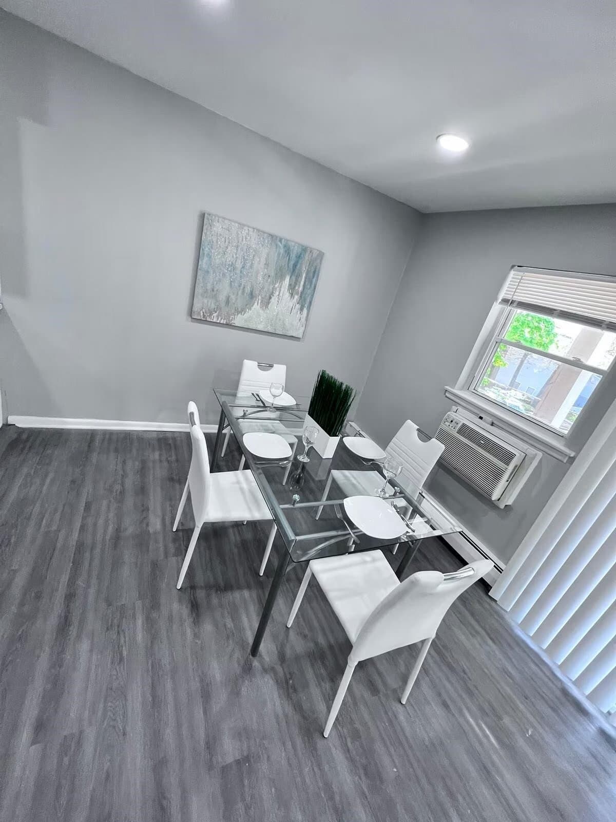 Clementon Apartment: 92 Oak St, #C16