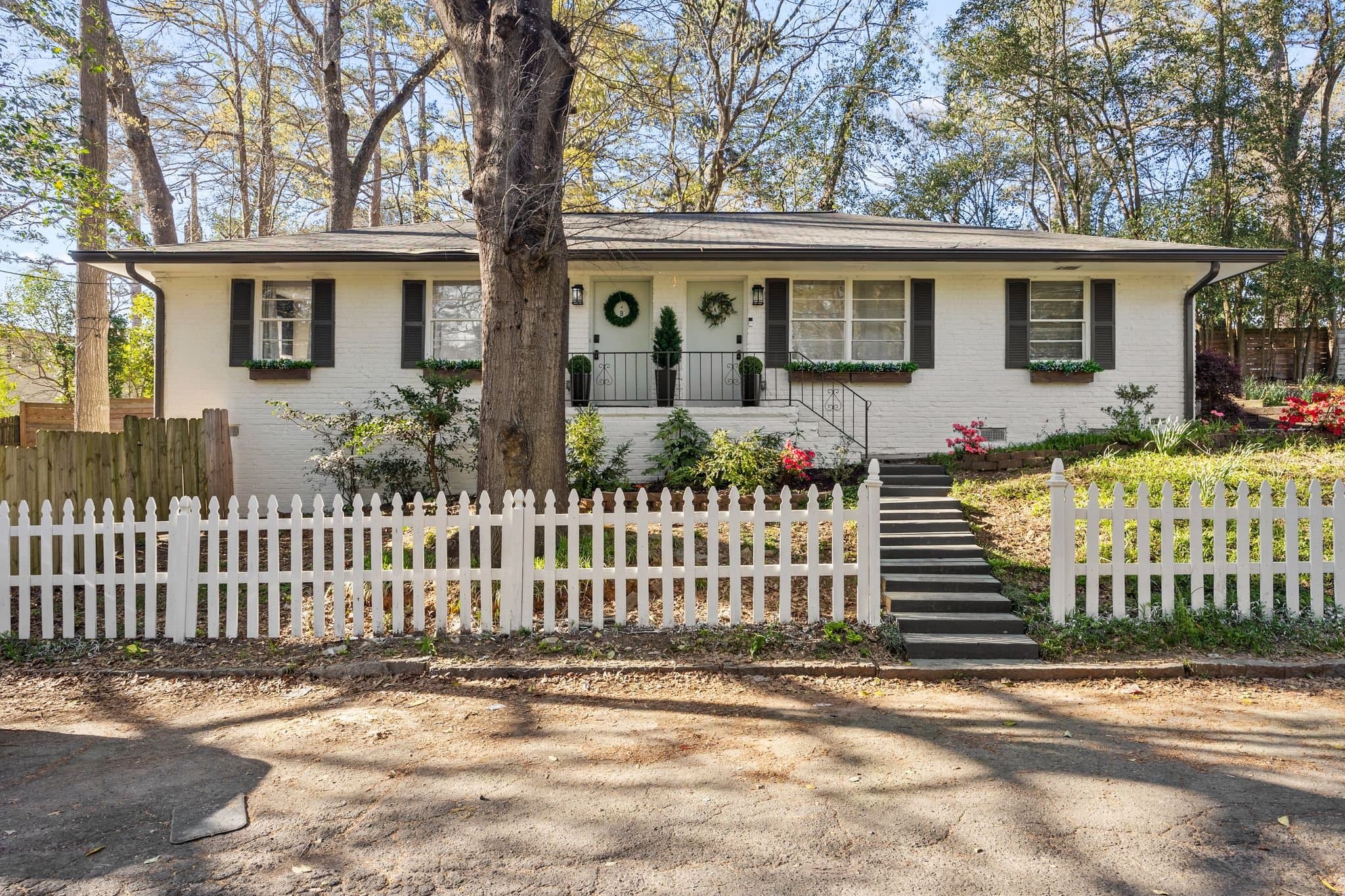 Atlanta House: 1021 North Ave NE