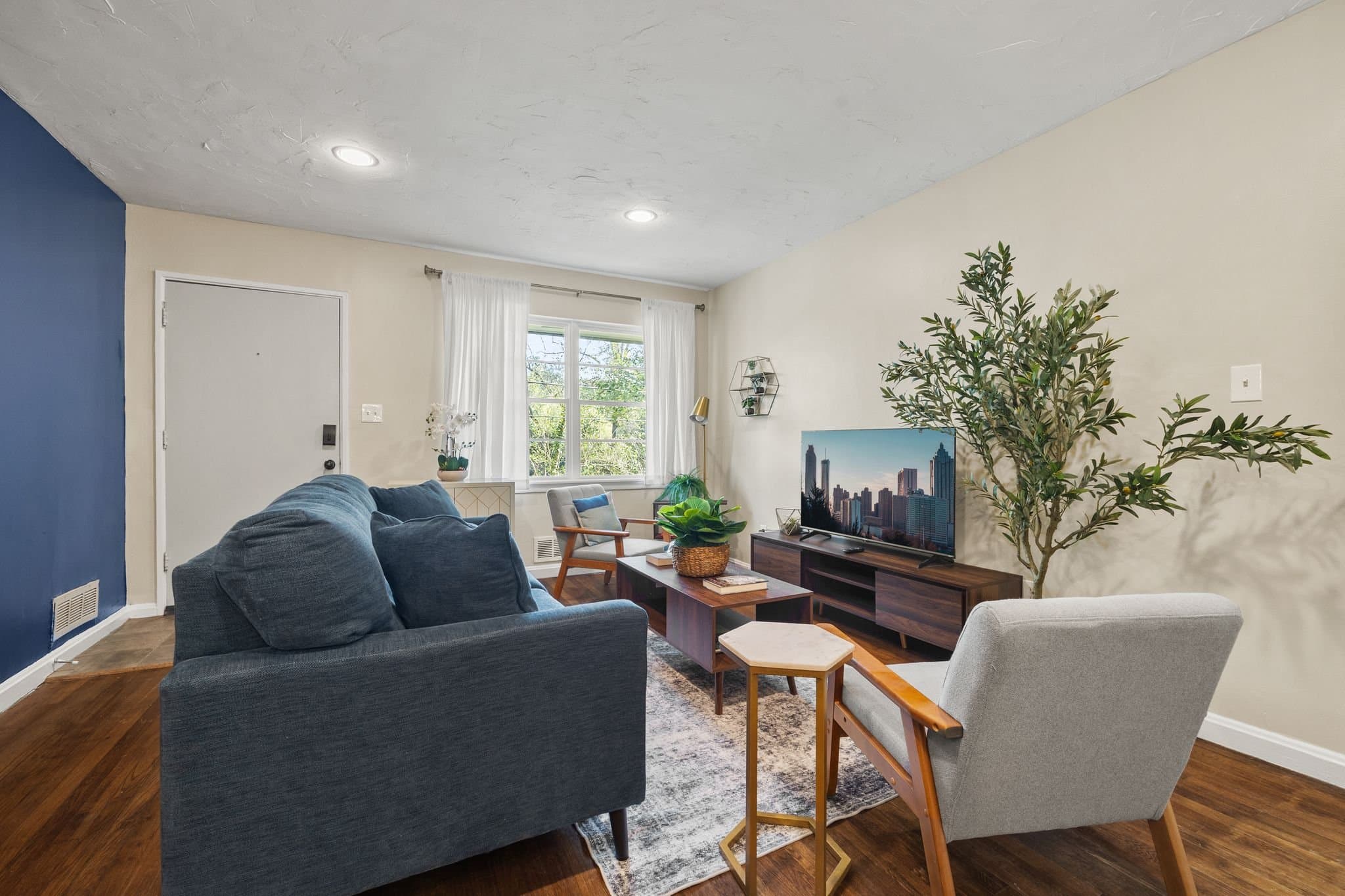 Atlanta House: 1021 North Ave NE