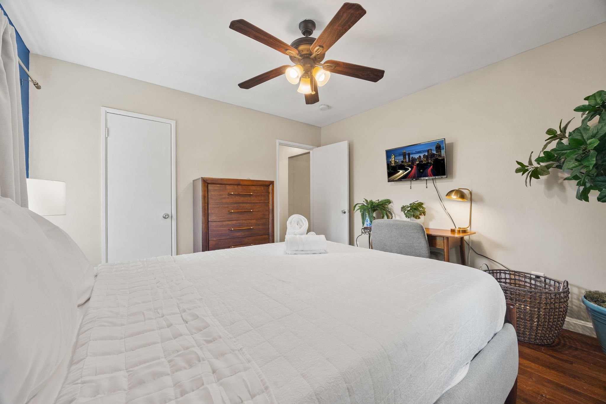 Atlanta House: 1021 North Ave NE