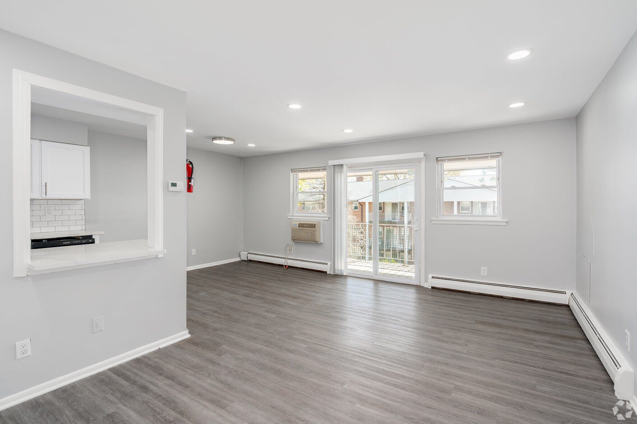 Clementon Apartment: 92 Oak St, #C16