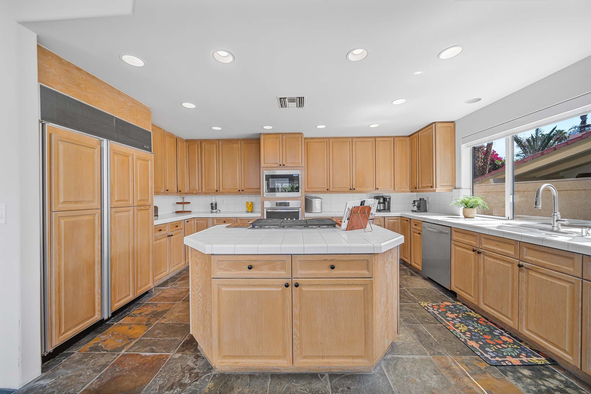 La Quinta House: 49810 Ave Montero