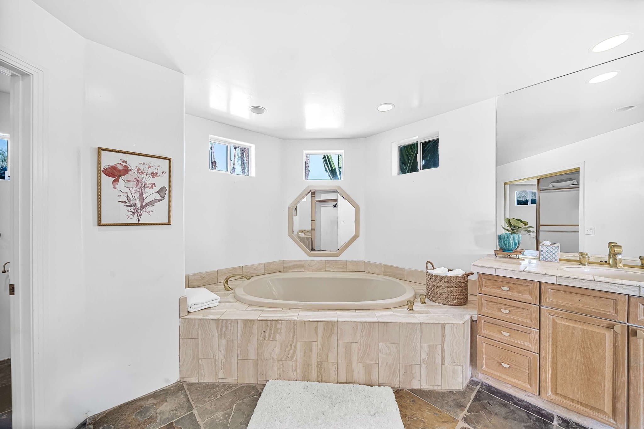 La Quinta House: 49810 Ave Montero