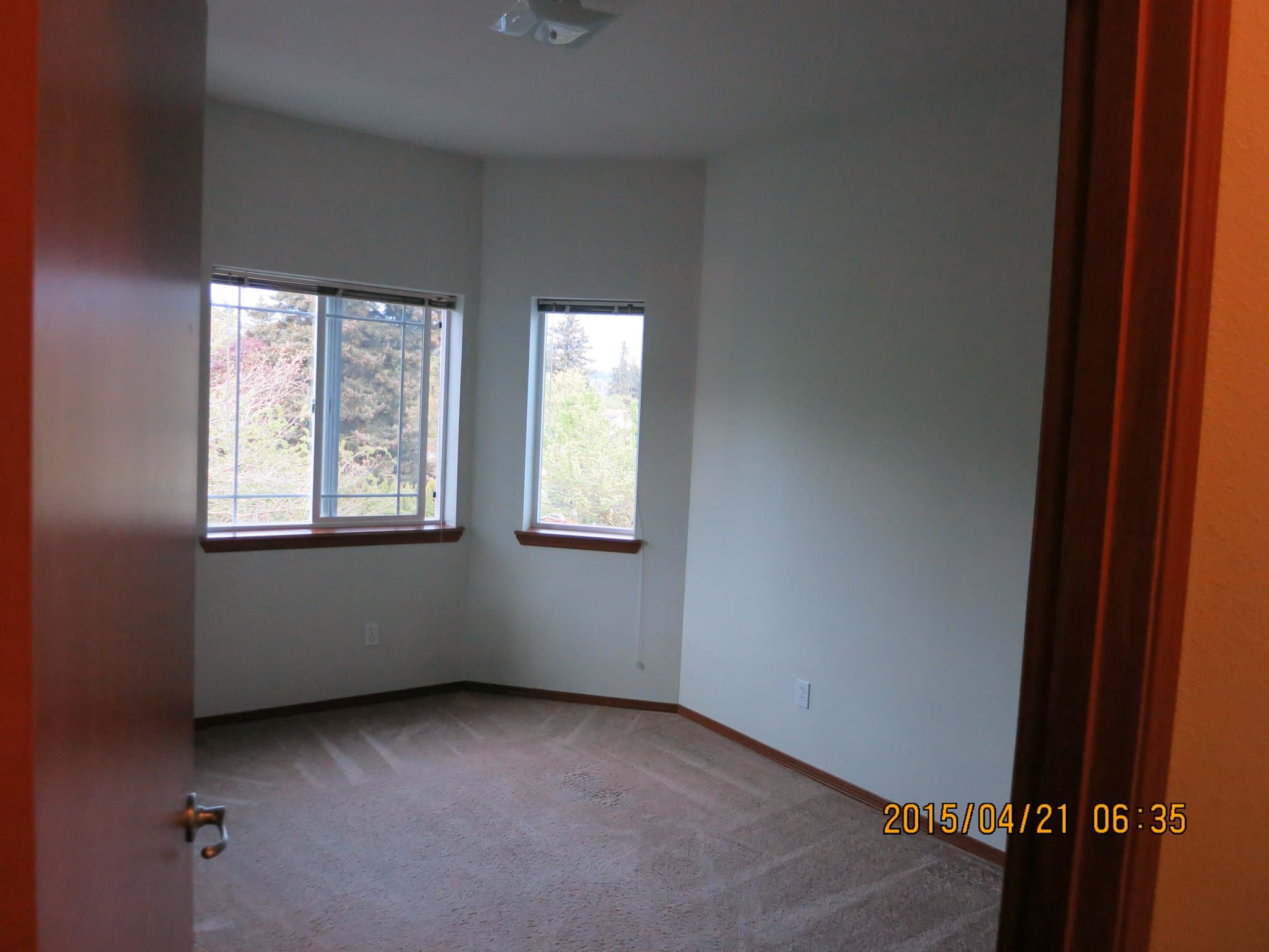 Portland Apartment: 12231-12239 SE Bush