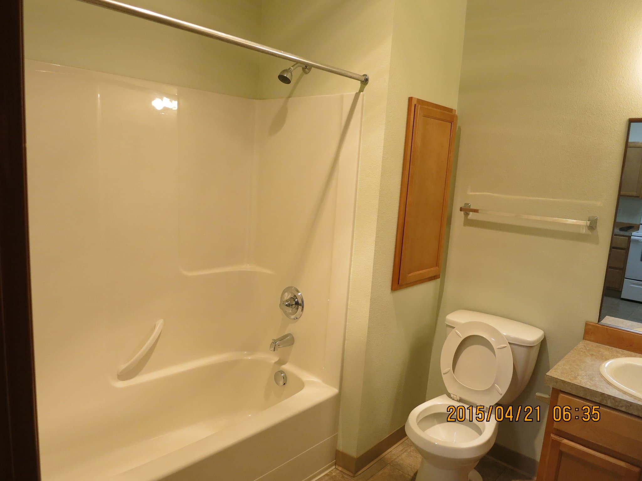 Portland Apartment: 12231-12239 SE Bush