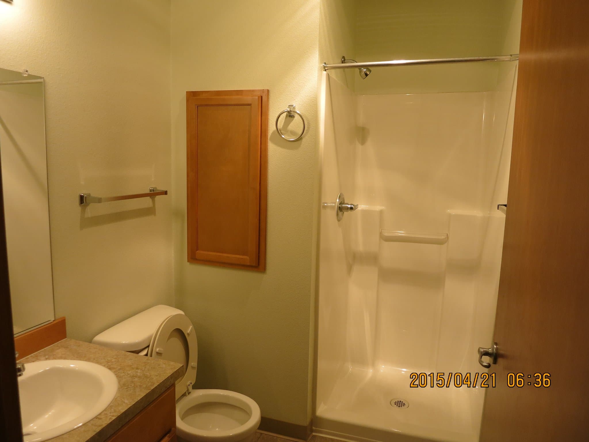 Portland Apartment: 12231-12239 SE Bush