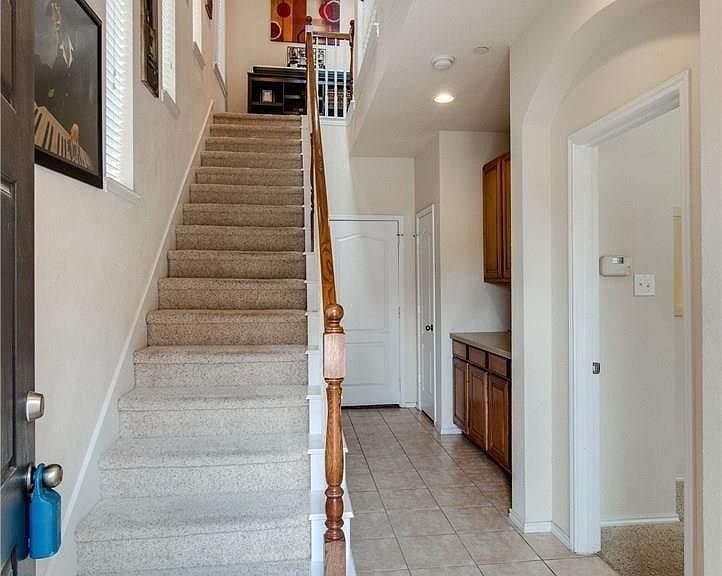 Carrollton House: 2116 McParland Ct