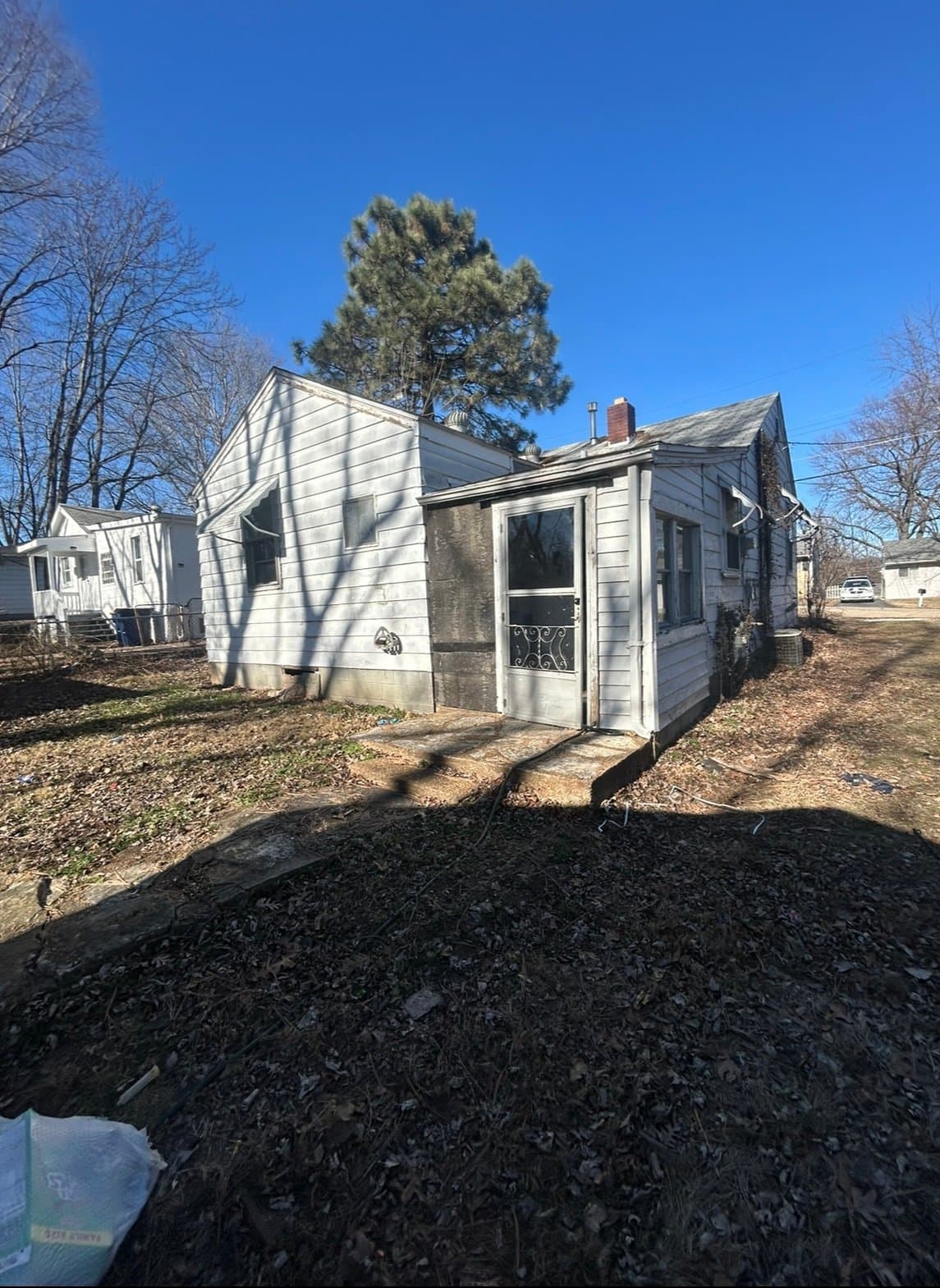 St. Louis House: 32 Connoly Dr