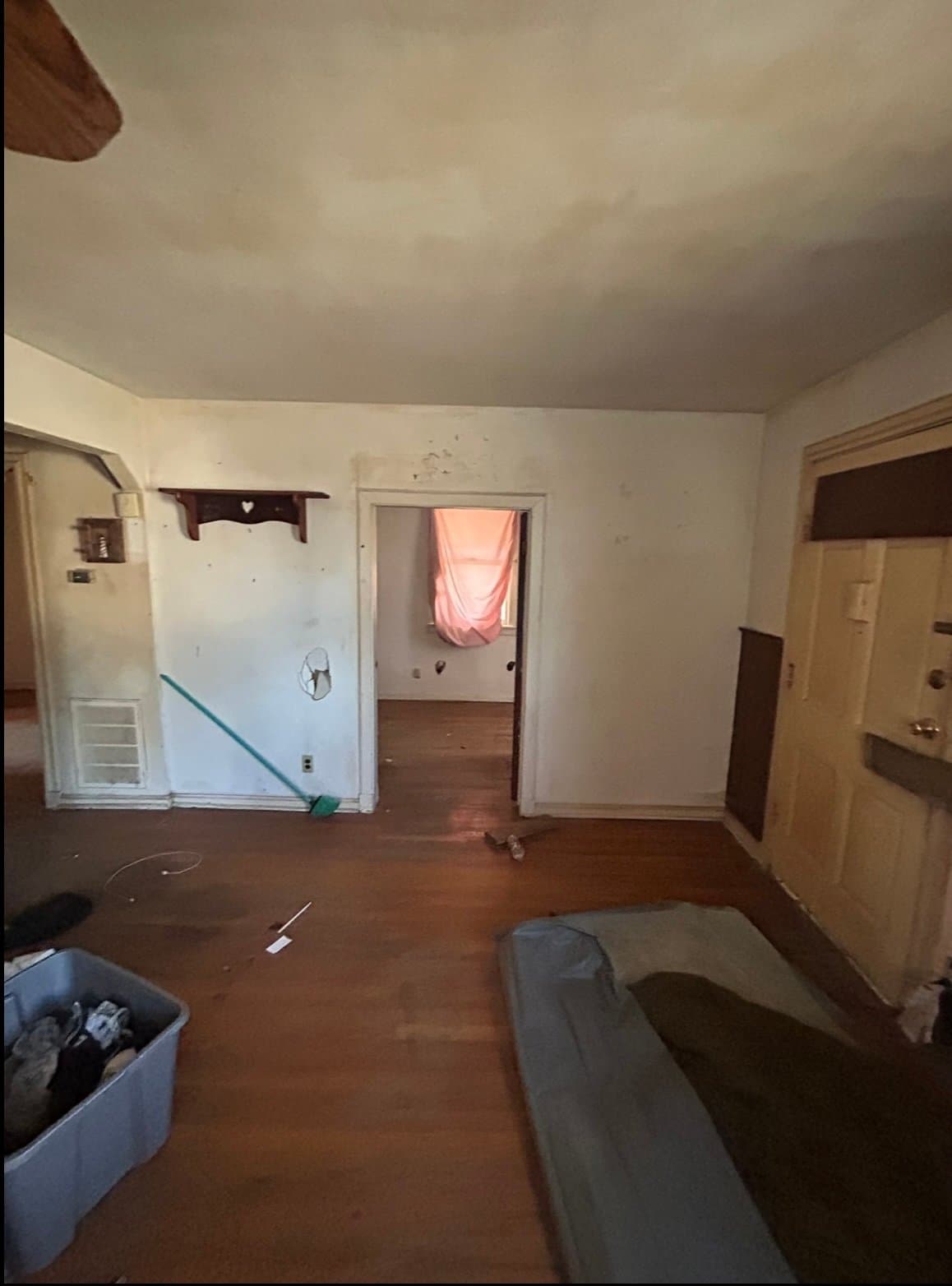 St. Louis House: 32 Connoly Dr