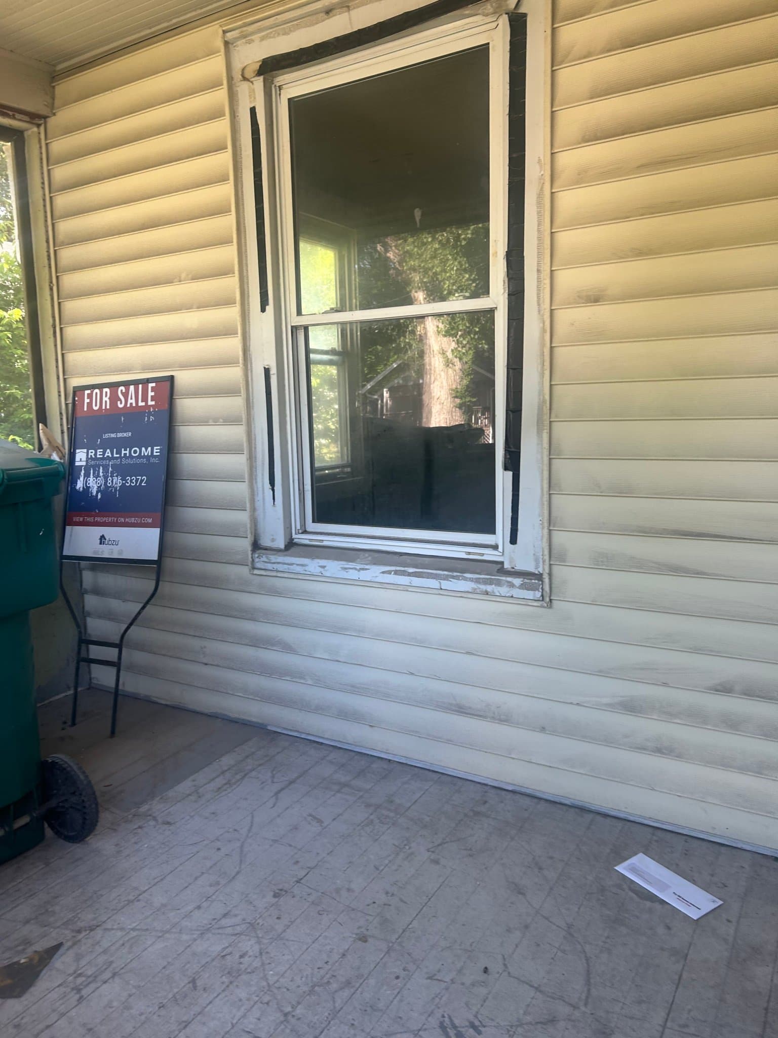 East St. Louis House: 1405 N 54th St