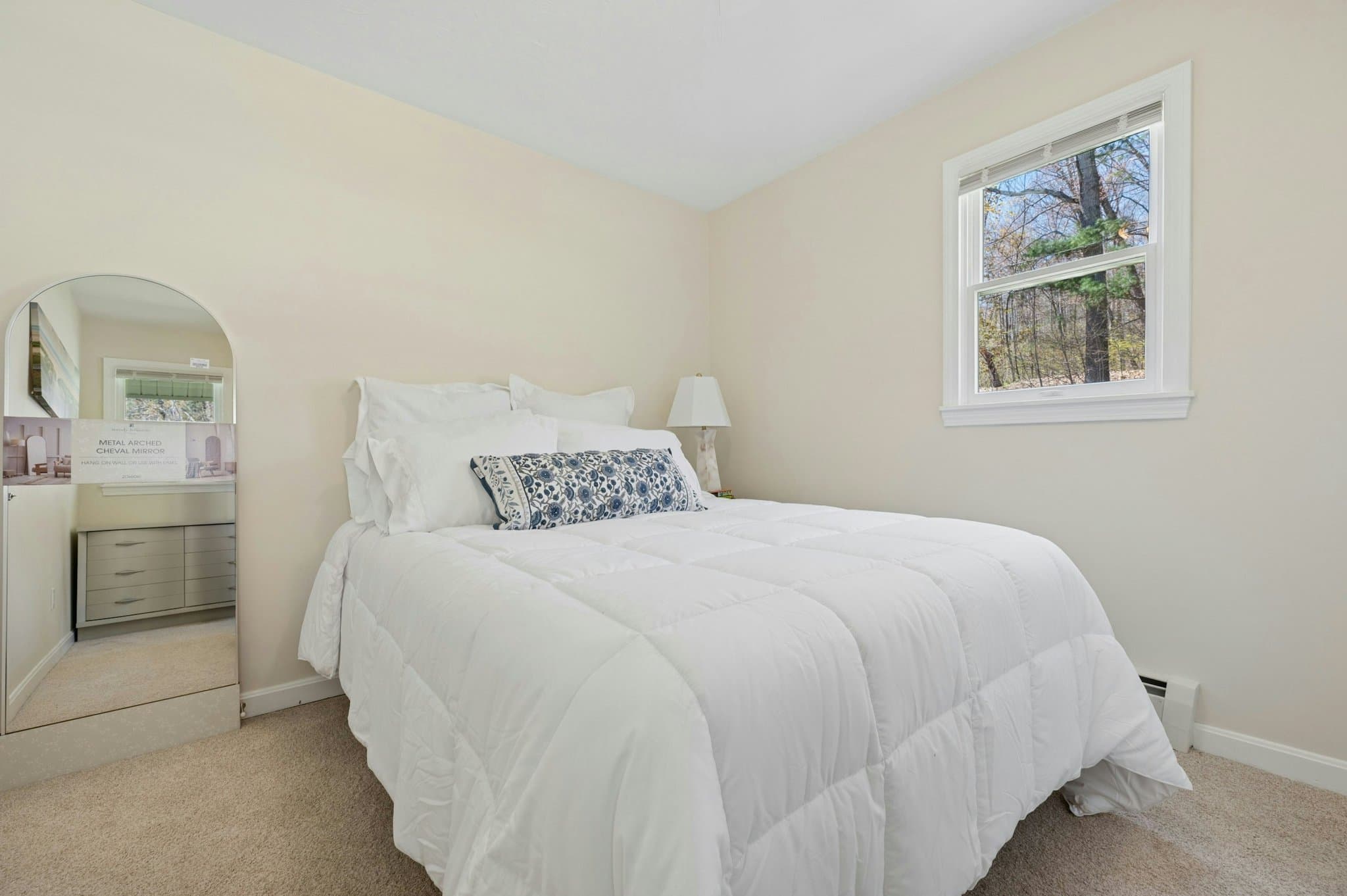 SPENCER House: 81A Jolicoeur Avenue