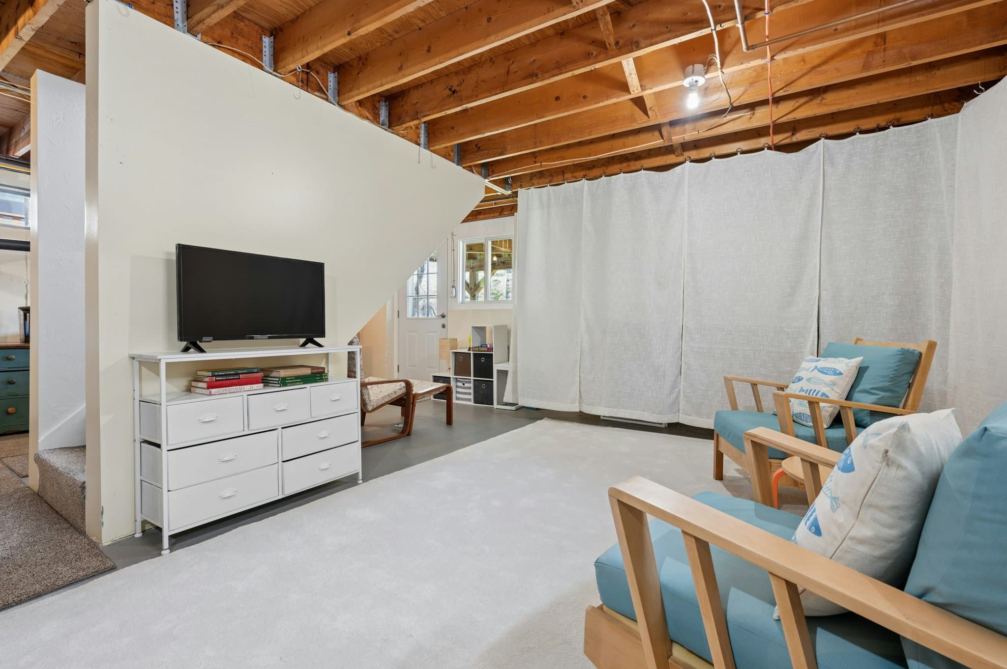 SPENCER House: 81A Jolicoeur Avenue
