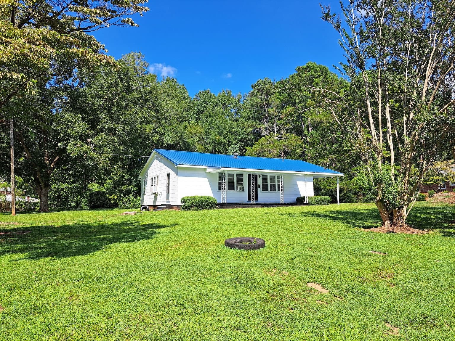 Warrenton House: 136 Dowtin St