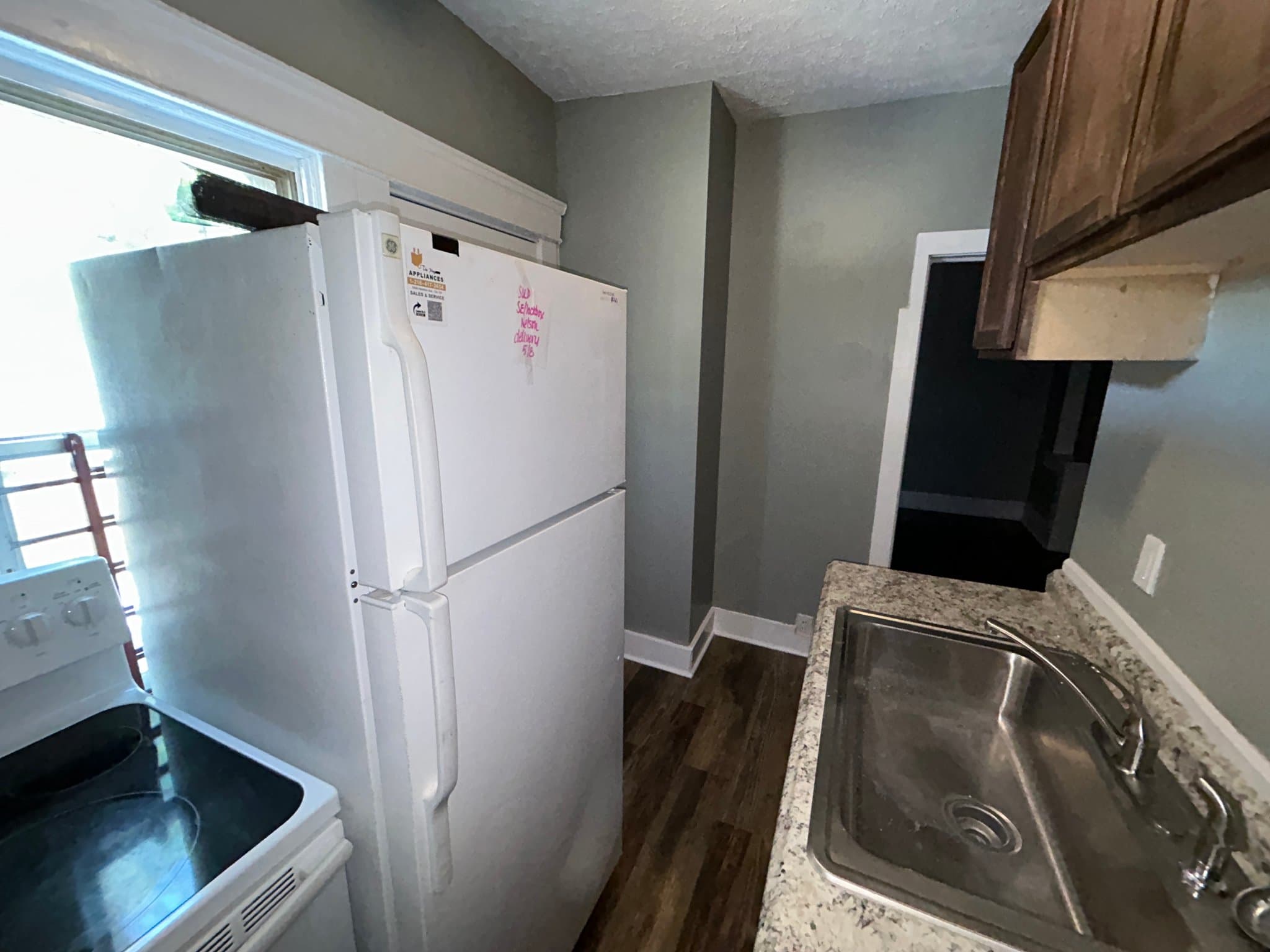 Cleveland House: 9535 Nelson Ave