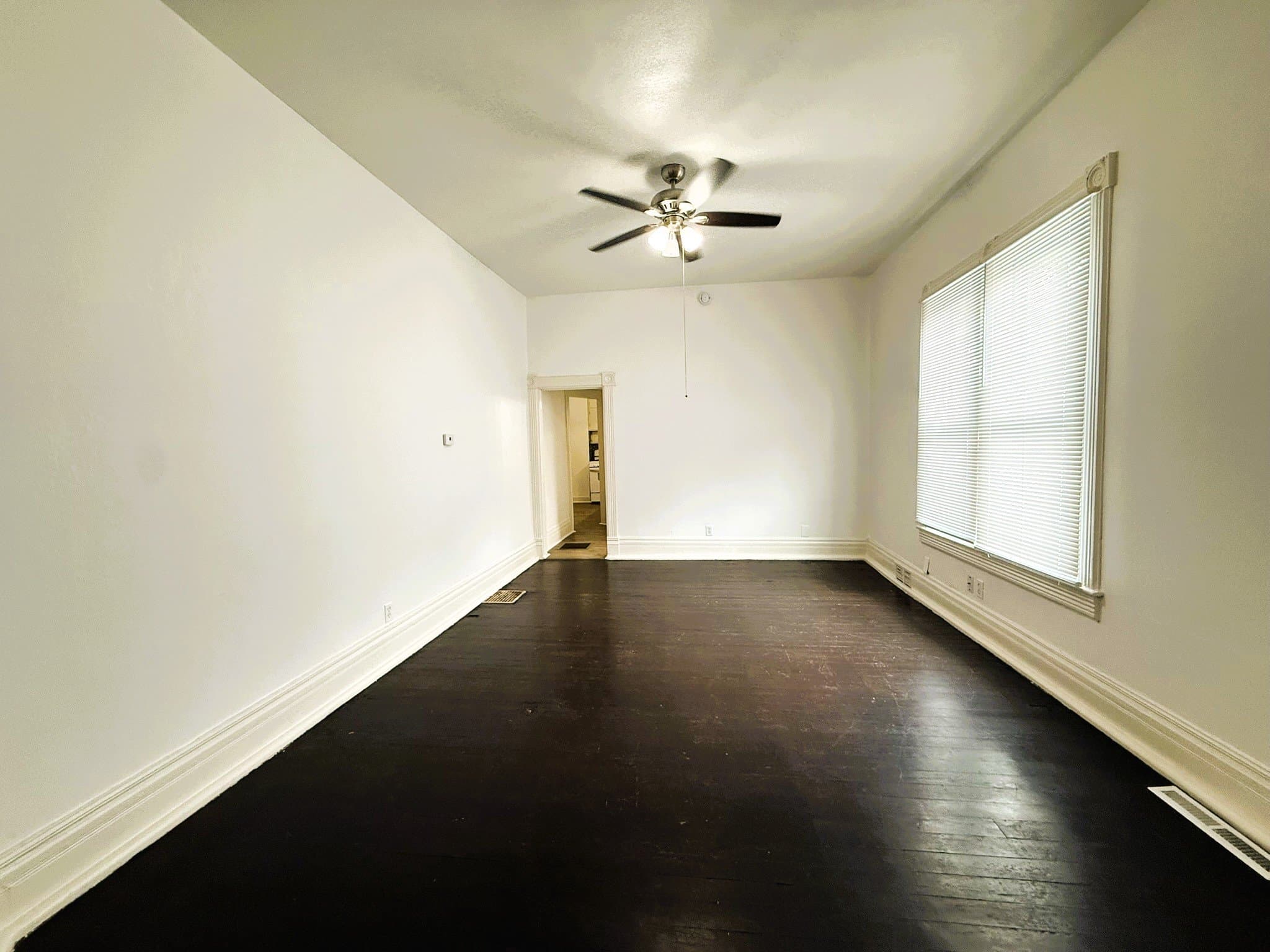 Wichita Apartment: 1912 N Wellington Place