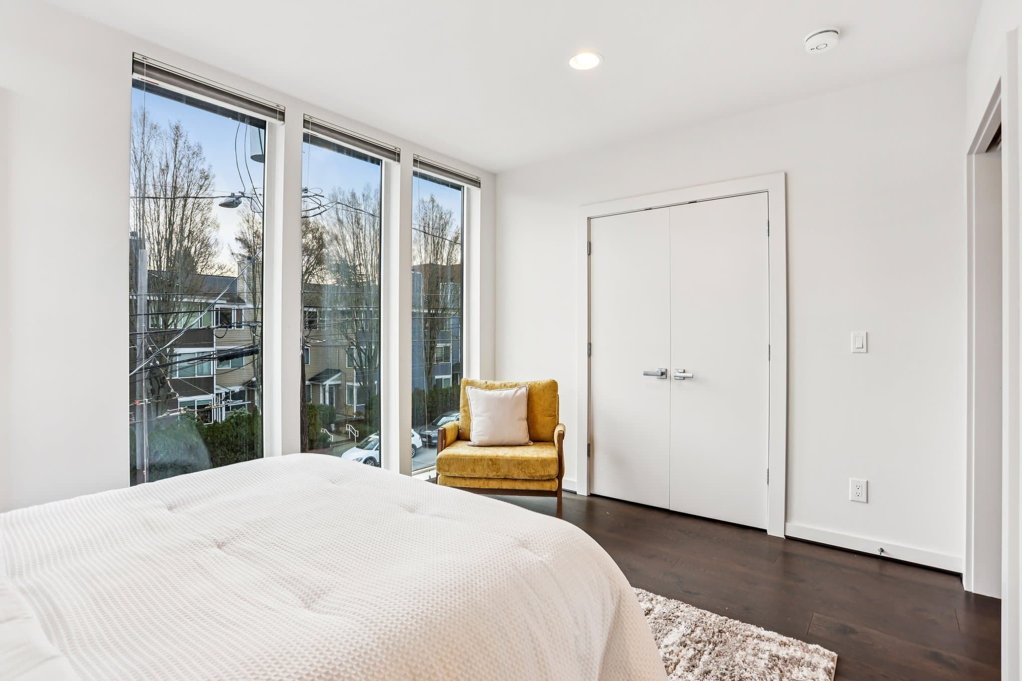 SEATTLE Townhome: 2347 10th Avenue East