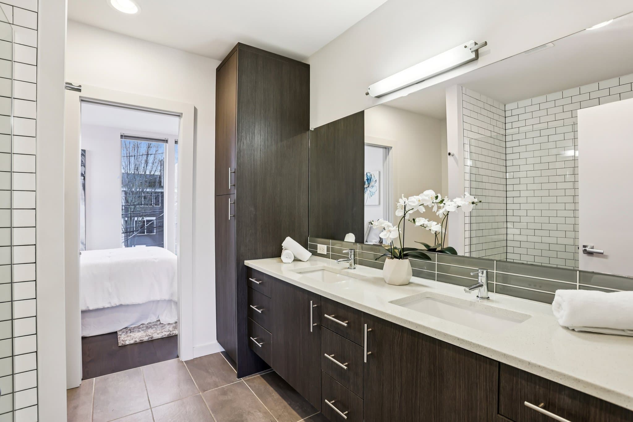 SEATTLE Townhome: 2347 10th Avenue East