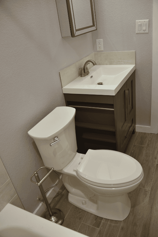 Luling Townhome: 1033 East Milam