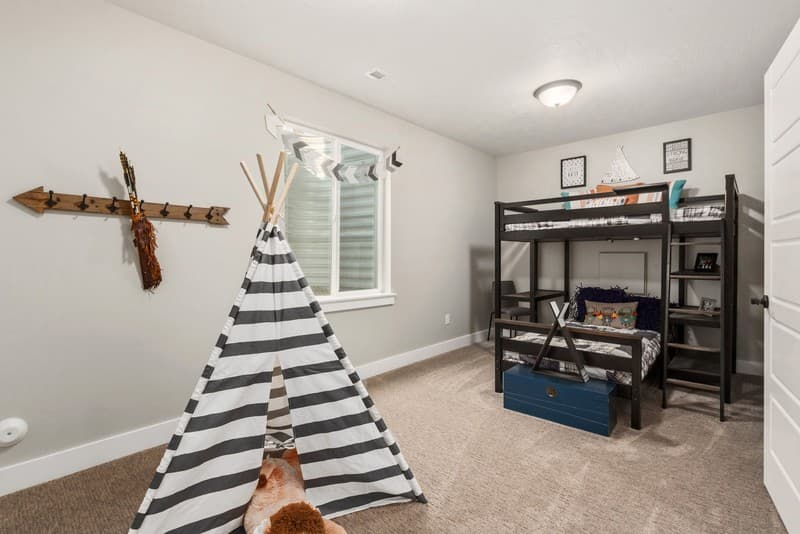 Herriman House: 14367 S Bella Vea Dr