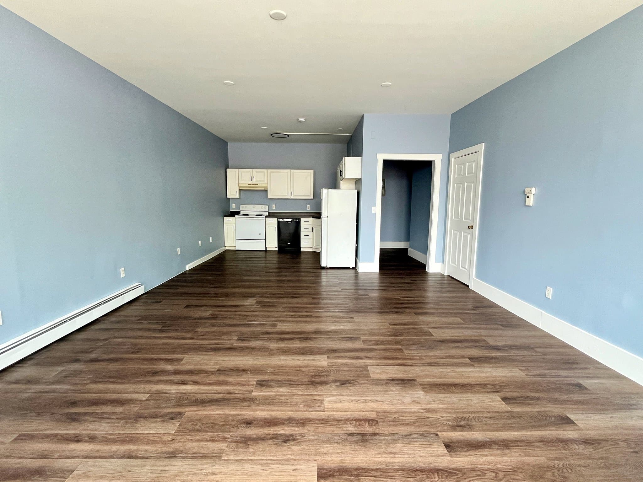 Bingham Apartment: 342 Main St