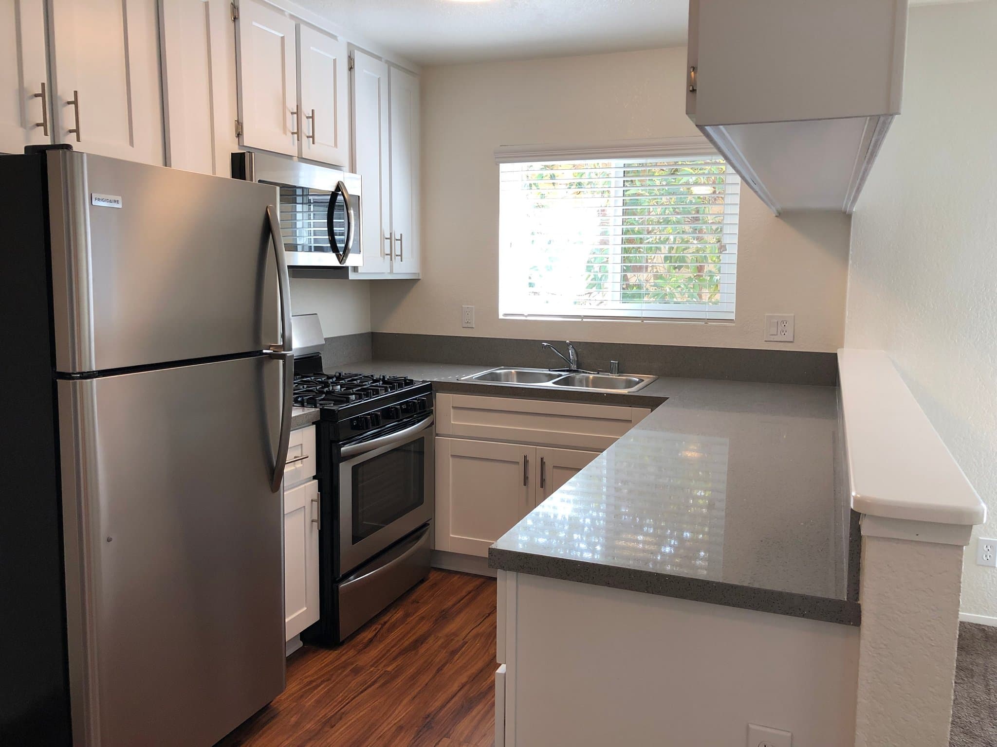 Chula Vista Apartment: 374 Moss St