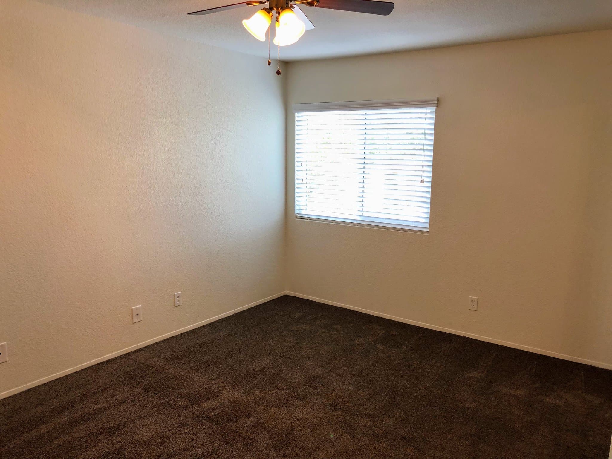 Chula Vista Apartment: 374 Moss St