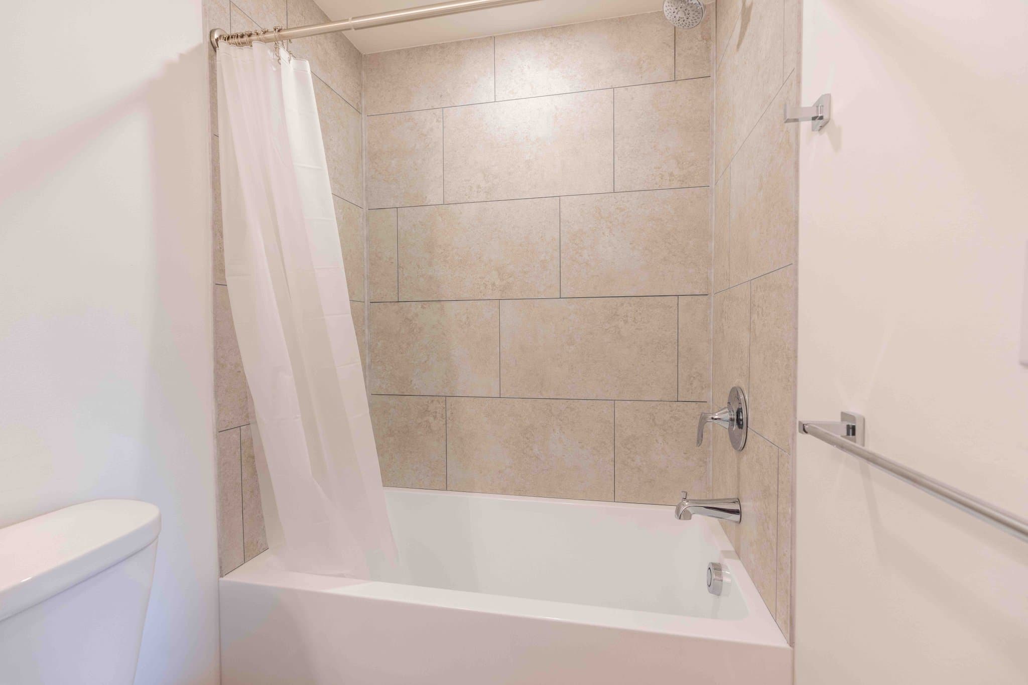 Altoona Apartment: 517 18th Street